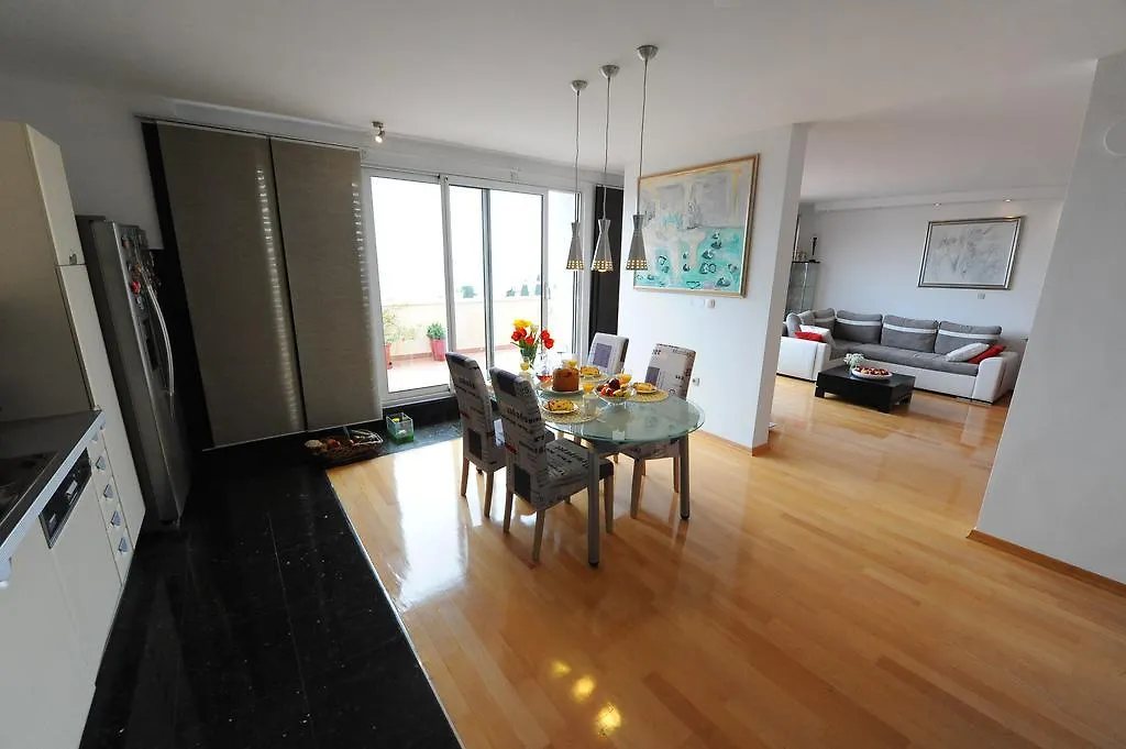 Apartment Gold Plus Split