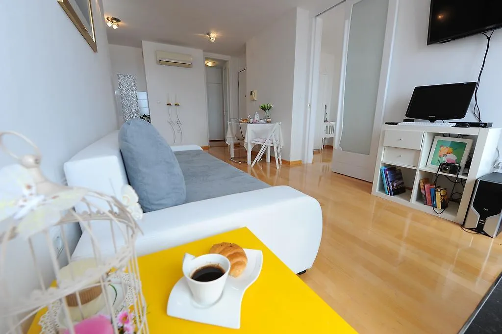 Apartment Gold Plus Split